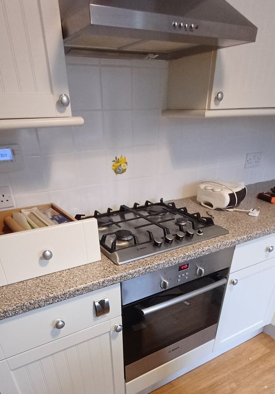 Kitchen fitted by MeNext
