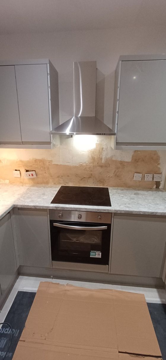 Kitchen fitted by MeNext