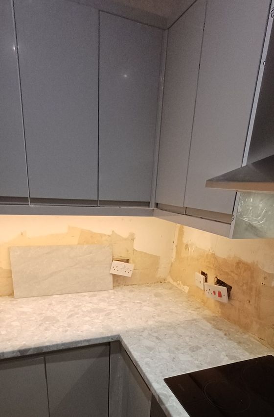 Kitchen fitted by MeNext
